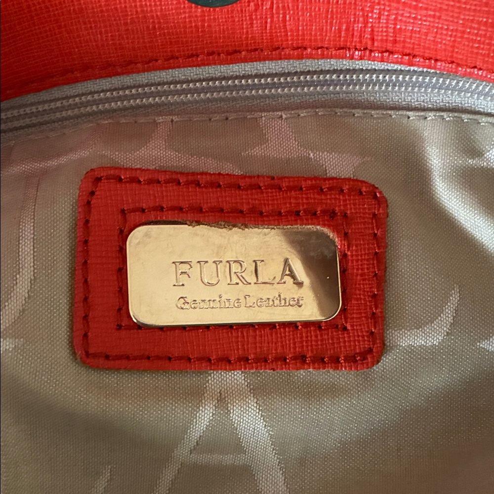Furla Leather Shoulderbag - Picture 9 of 13